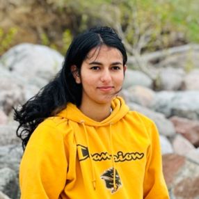 Muskaan, Babysitter à Winnipeg