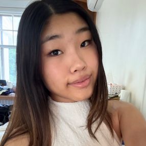 Alice, Babysitter in Westmount
