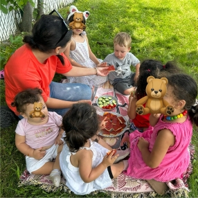 Imane, Babysitter in Bathurst