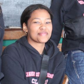 Jamila, Babysitter in Saskatoon