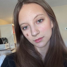 Grace, Babysitter in St. Albert