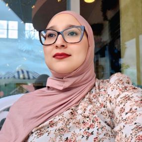 Khouloud, Babysitter in Moncton