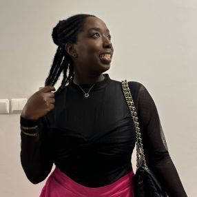 Oumou, Babysitter à Salaberry-de-Valleyfield