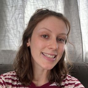 Casey, Babysitter à Glace Bay