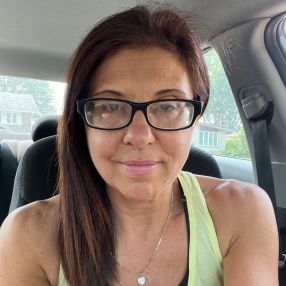 Michele, Babysitter in Hawkesbury
