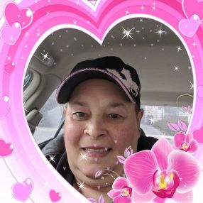 Traci, Babysitter in Innisfail