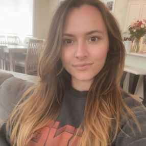 Brittany, Babysitter à West Kelowna