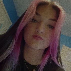 Hailey, Babysitter in Hamilton