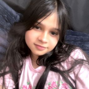 Pragynai, Babysitter in Pembroke