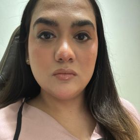 Ayushi, Babysitter in Bolton