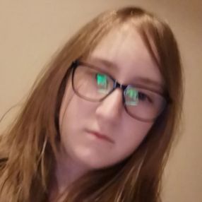 Lily, Babysitter à Bathurst