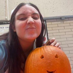Jade, Babysitter in Nanaimo