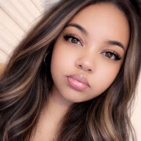 Tatiyana, Babysitter à Bolton