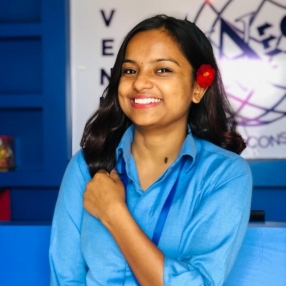 Ritika, Babysitter à Toronto
