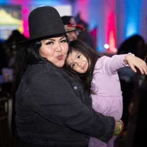 Cheyanna, Famille à Halifax