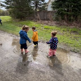 Victoria, Family in Ottawa