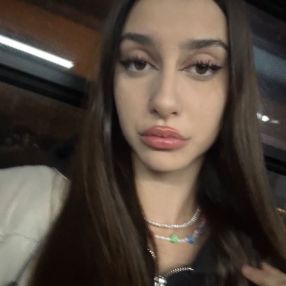 Farah, Babysitter in Beaconsfield