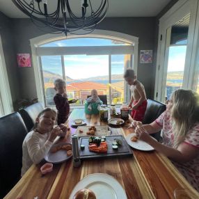 Daniel, Famille à Kelowna
