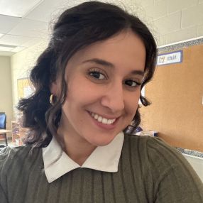 Olivia, Babysitter in Vaughan