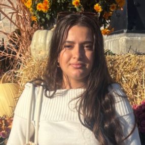 Loulou, Babysitter à Blainville