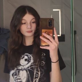 Desiree, Babysitter à Haldimand