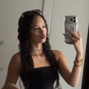 Andrea, Babysitter in Chambly