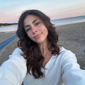 Savannah, Babysitter à Barrie