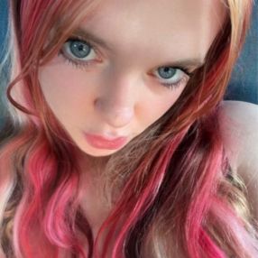 Uiylah, Babysitter in Sooke