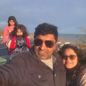 Asmah, Famille à St. Thomas