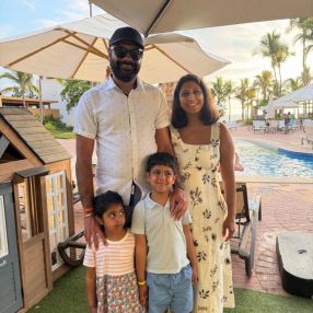 Anchal, Family in Niagara Falls