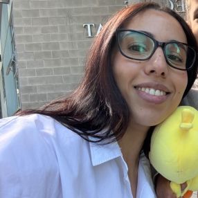 Kamila, Babysitter in North Vancouver