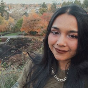 Nadia, Babysitter in Regina