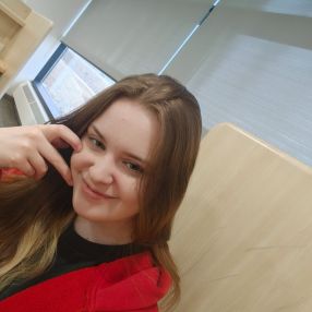 Kaycee, Babysitter à Coaldale