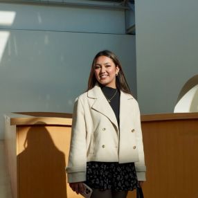 Sataakshi, Babysitter à Toronto