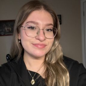 Erika, Babysitter in Calgary
