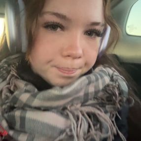 Addison, Babysitter in Estrie