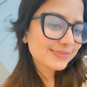 Raisha, Babysitter à Toronto