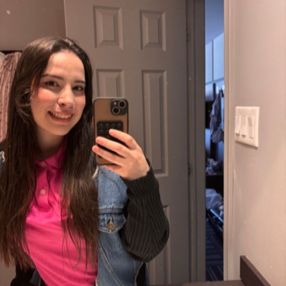 Yasmine, Babysitter in Montreal