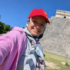 Somaia, Babysitter à Ottawa