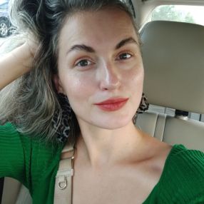 Ekaterina, Babysitter in Brampton