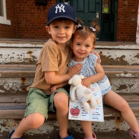 Mackenzie, Family in Barrie