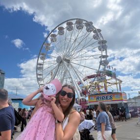 Anna, Famille à Oshawa