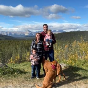 Jordan, Famille à Cochrane