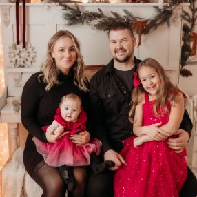 Karyn, Family in Estrie