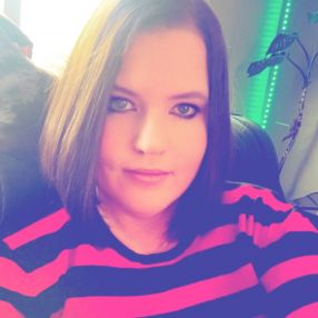 Elisca, Babysitter in Moose Jaw