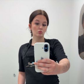Sabrina, Babysitter à Elora