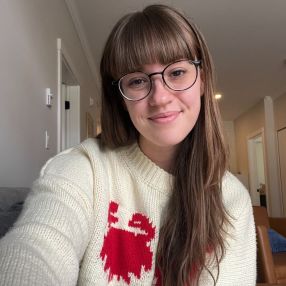 Ary, Babysitter à Maple Ridge