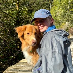 Bronwyn, Babysitter à Kelowna