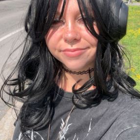 Sasha, Babysitter in Brossard