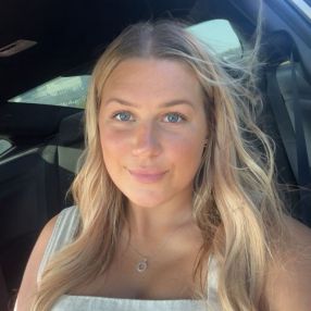 Amanda, Babysitter à Barrie